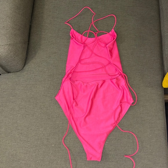 Hot pink bodysuit - Picture 2 of 2